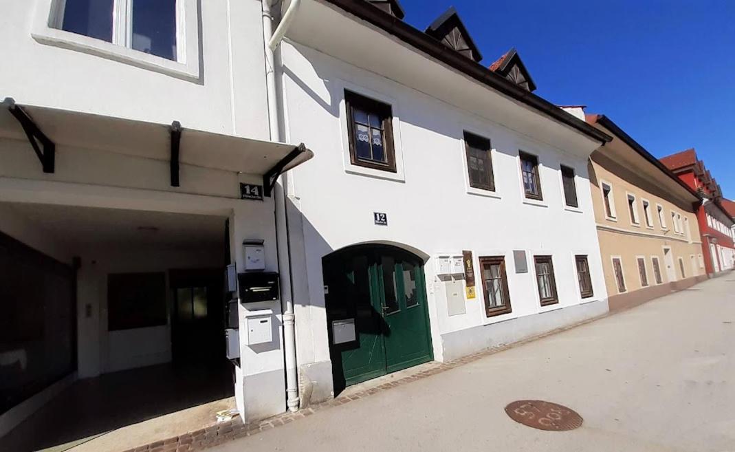 Lounge-Style-Hostel Sankt Veit an der Glan Εξωτερικό φωτογραφία